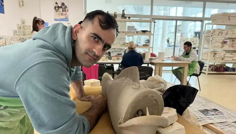 İşitme Engelli Rıfat Can, Engelleri Aşarak Başarı Hikayesine İmza Attı