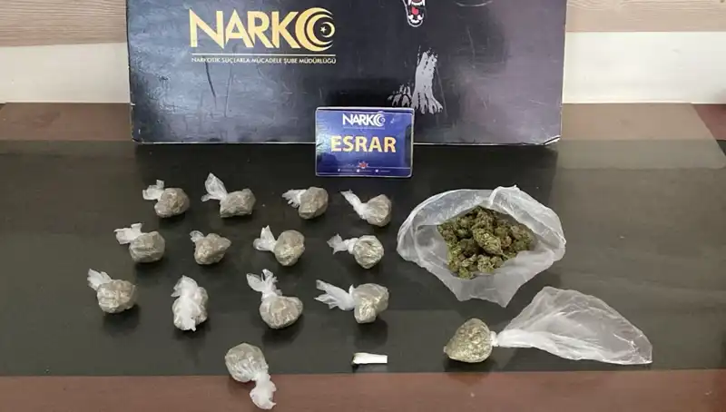 Kamyonetten Çıkan 100 Gram Esrar İçin Sürücü Tutuklandı!