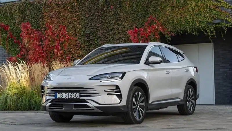 BYD’nin Büyüme Hızı Düşüşe Geçti: Elektrikli Araç Pazarında Neler Oluyor?