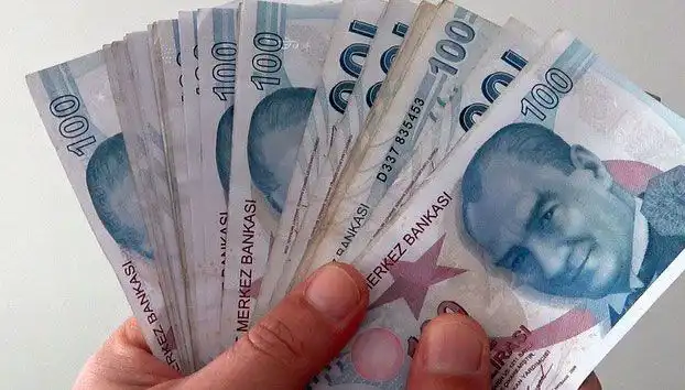 Emeklilerin Gözdesi: Bayram İkramiyesi Zammı 2025'te Nasıl Olacak?