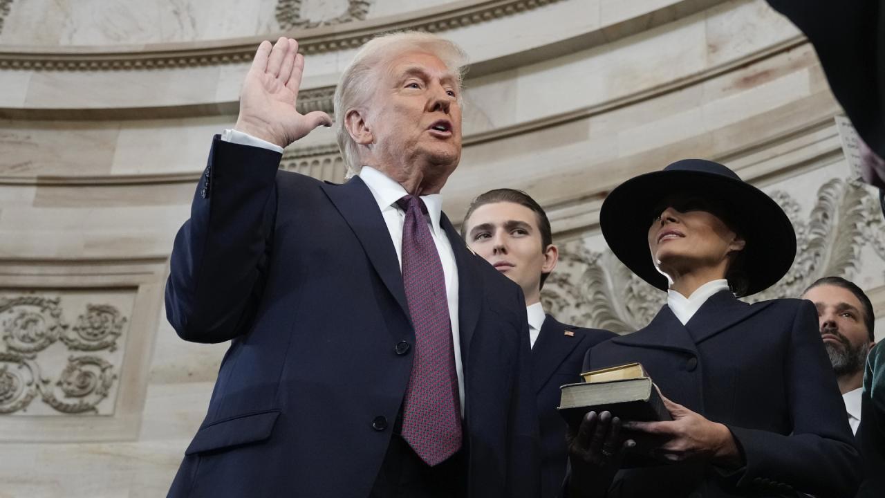 Donald Trump, ABD'nin 45. Başkanı seçildi