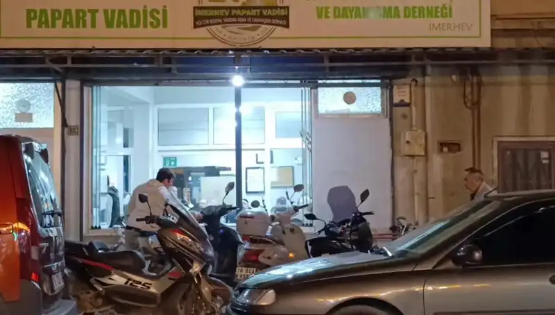 Yerel Bıçaklı Kavga: Kentte Gerilim Tırmanıyor, Bir Kişi Ağır Yaralandı