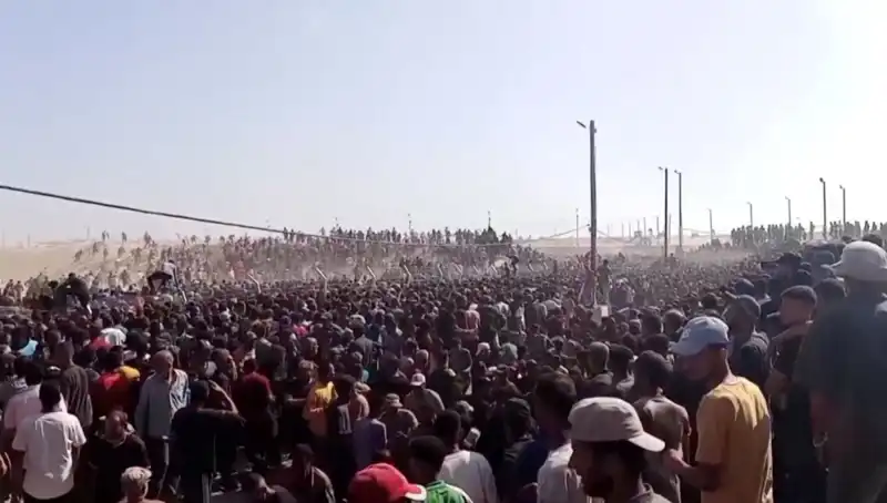 İsrail’in Gazze’de Yaptığı Saldırı: Yardım Dağıtım Noktasında 26 Kişi Hayatını Kaybetti