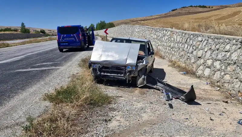 Kontrolden Çıkan Otomobil, Yaşanan Kaza ile Şehirde Paniğe Neden Oldu