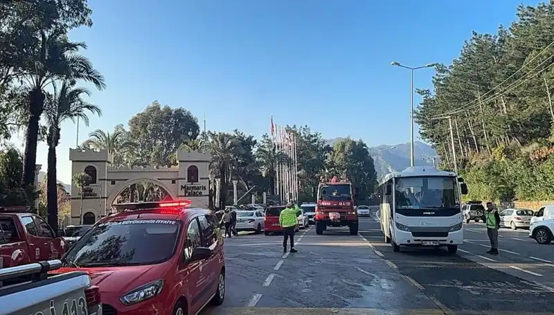 Muğla’daki Lüks Otelde Yangın: Misafirler Panik İçinde Tahliye Edildi