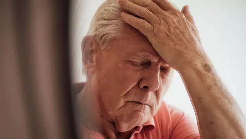 Yaşlılık ve Alzheimer: Unutkanlık Sorununa Bilimsel Bir Bakış