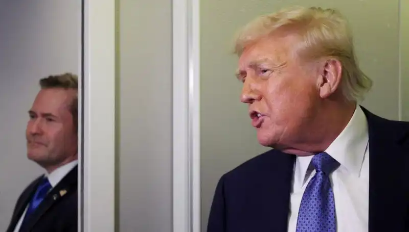 Trump’ın Sızdırılan Planları ve Mike Waltz’un Görevden Alınma Nedeni