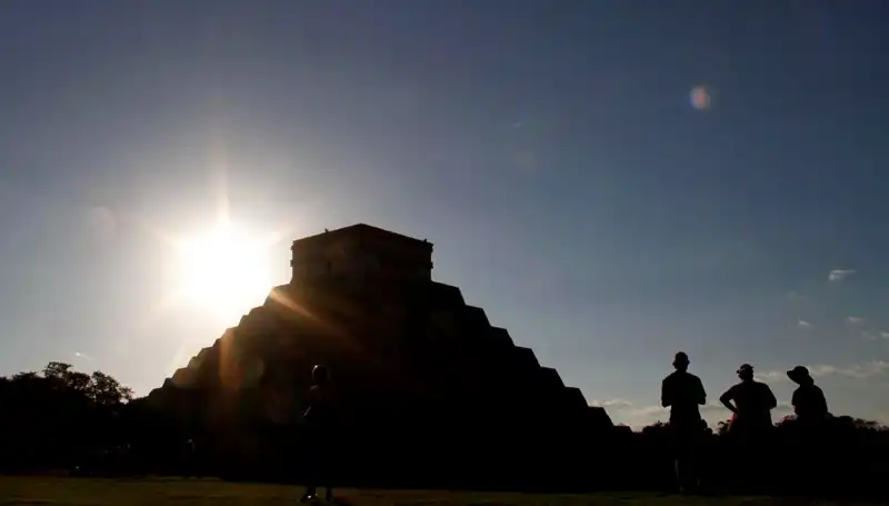 Maya Medeniyetine Ait 1700 Yıllık Gizemli Sunak Ortaya Çıktı