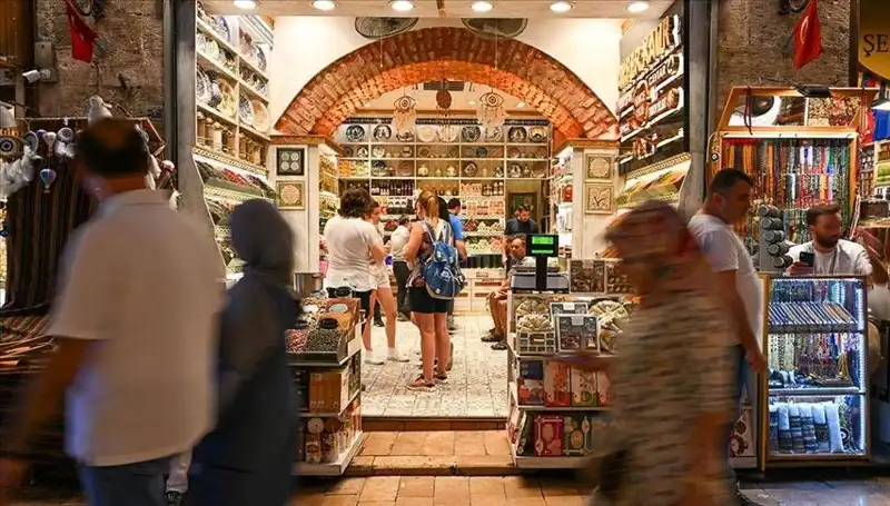 Esnaf ve Perakendeciler Yeni Yasa ile Ekonomik Krizi Aşmayı Bekliyor
