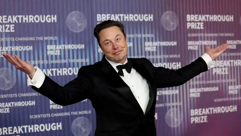 Elon Musk, X’in Yeni Mesajlaşma Uygulamasıyla Flört Dünyasına mı Adım Attı?