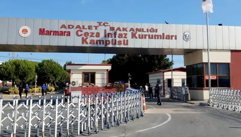 İstanbul'daki İBB Soruşturmasında Tutuklular Farklı Cezaevlerine Sevk Edildi