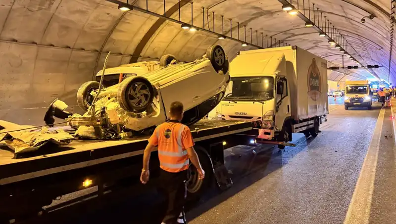 Kuzey Marmara Otoyolu'nda Otomobil ve Kamyonet Çarpıştı: Kaza Sonrası Flaş Gelişmeler