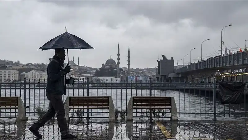 Kış Geri Geldi: İstanbul'da Yağmur ve Kar Alarmı Verildi