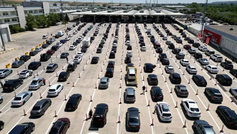 Edirne Sınır Kapılarında Tüm Zamanların Rekoru Kırıldı: 2023'te Neler Oldu?