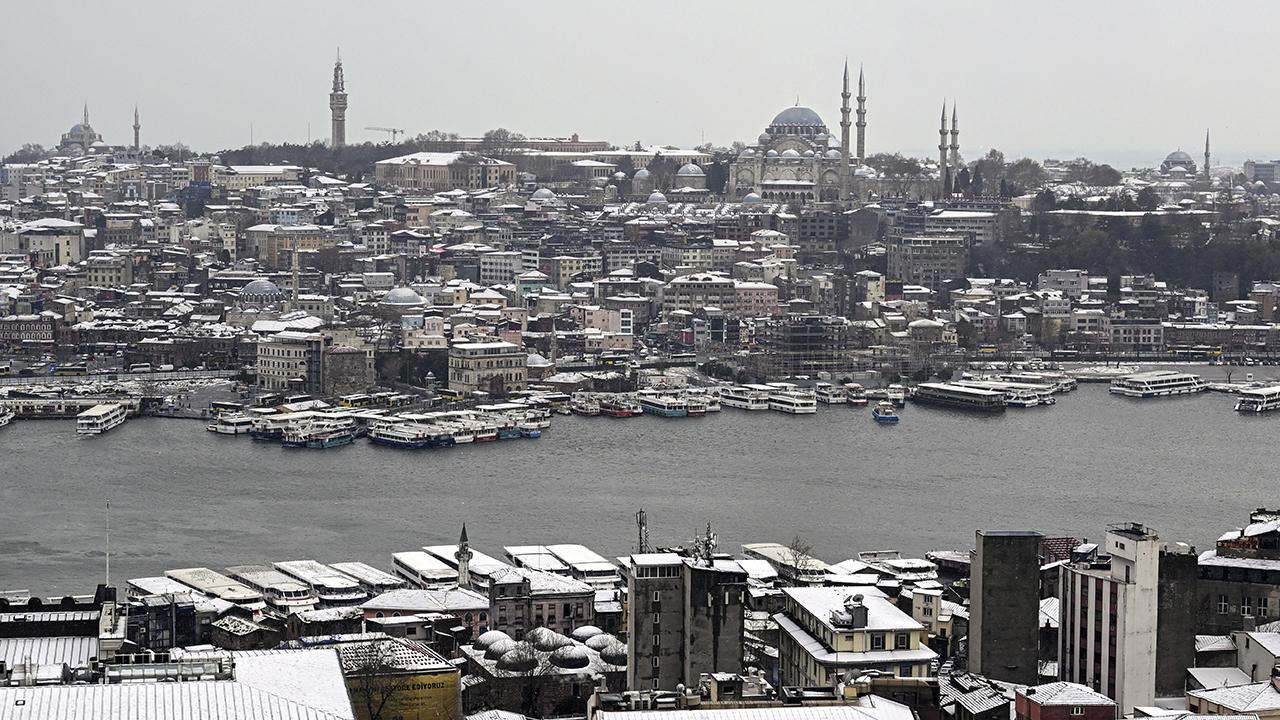 İstanbul'da Kar Kalınlığı Arttı
