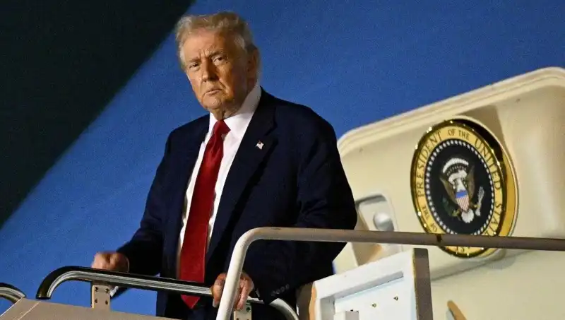 Trump, Lahey'deki NATO Zirvesi için Önemli Adımlar Atıyor