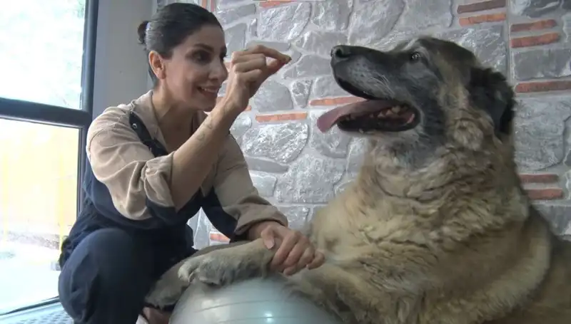 55 Kilo Fazla Obez Duman, Spor ve Pilatesle Yeniden Doğuyor!