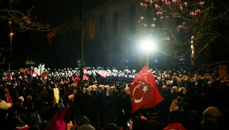 Gösterilerde Tutuklanan Gazeteciler İçin Tarihi Tahliye Kararları Alındı