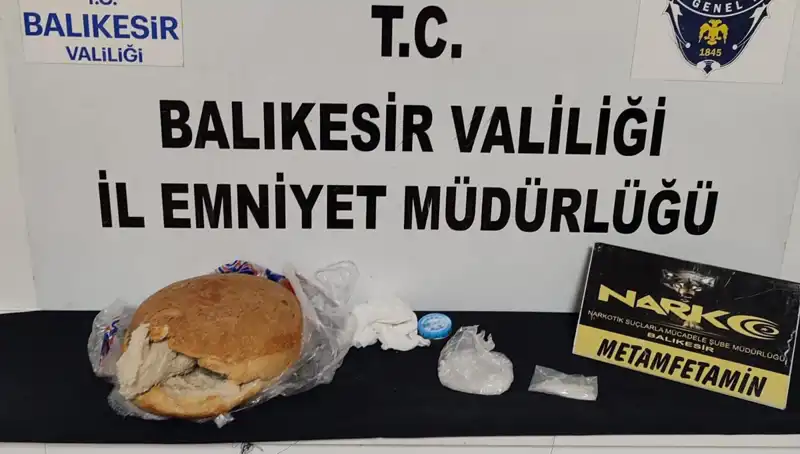Uyuşturucu Kaçakçılığı: Ekmeğin İçinde Gizli İlaçlar ile Yakalandılar