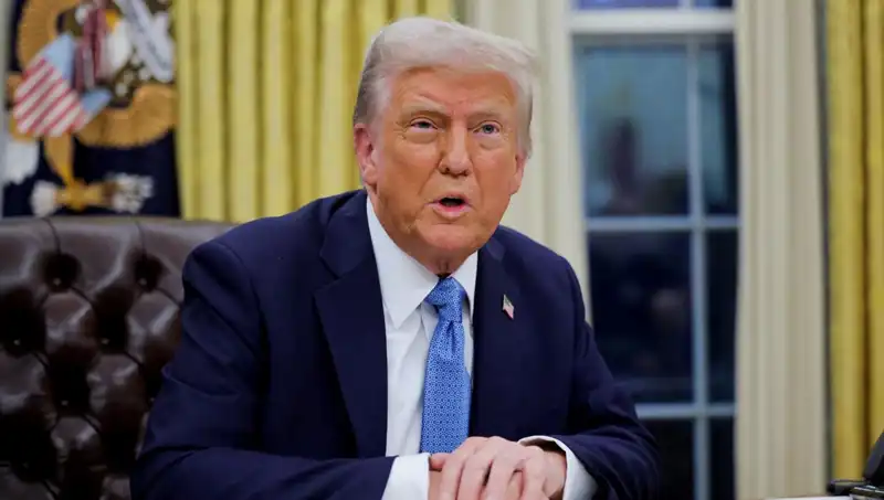 Trump, İran'dan Petrol Alan Ülkelere Yeni Yaptırımlar Getiriyor
